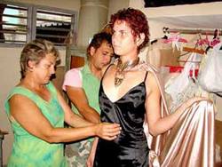 En Cuba inaugurado Arte y Moda 2008 el grupo de modas arriba este 23 a su sexto aniversario  